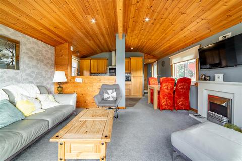 2 bedroom chalet for sale, Felmoor Park, Felton NE65