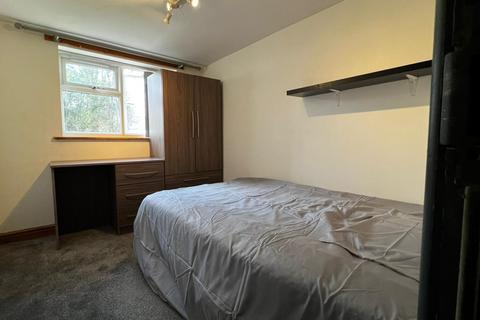 1 bedroom in a house share to rent, Teignmouth Road, Birmingham B29