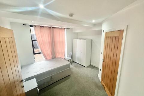 undefined, Bond Street, Birmingham B19