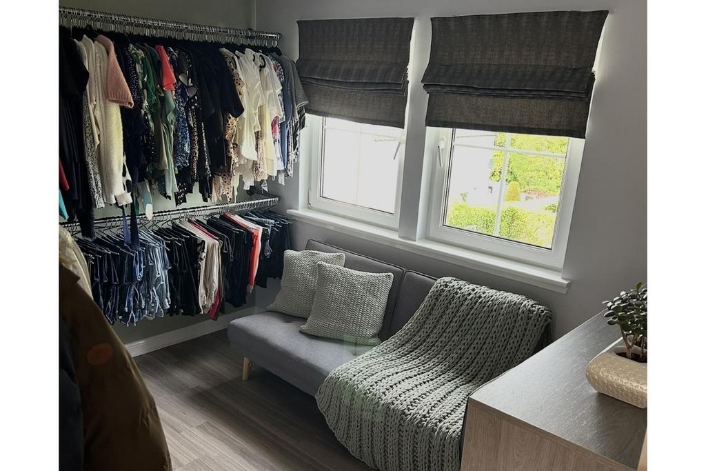 Dressing Room/ Bed 2