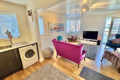2 bedroom apartment for sale, Vancouver Quay, Salford, Lancashire, M50