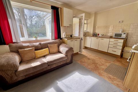 undefined, Manning Drive, Valley, Anglesey, LL65