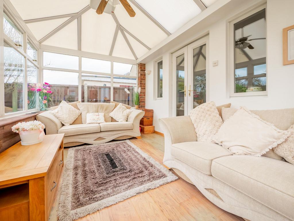 Conservatory/Sun Room