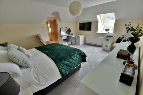 3 bedroom apartment for sale, Ringwood Road, Ferndown, BH22