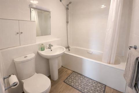 1 bedroom apartment to rent, Gresham Road, Staines-upon-Thames, TW18
