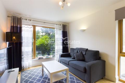 2 bedroom apartment to rent, Lynton Road, London, SE1