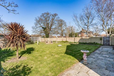 4 bedroom detached house for sale, The Oaks, Broadstairs