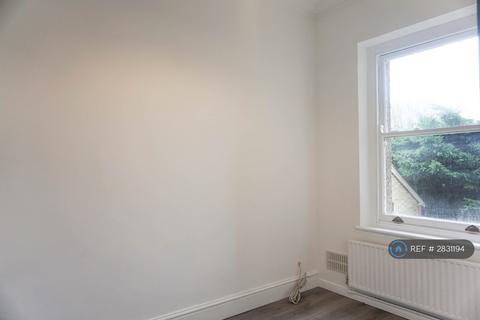 undefined, Tonbridge Road, Maidstone, ME16