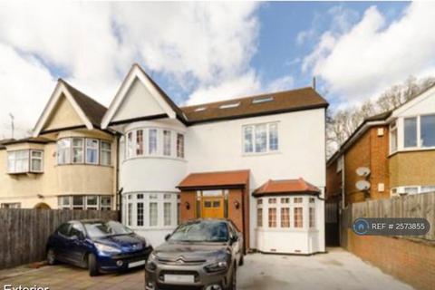 Roehampton Vale, London, SW15