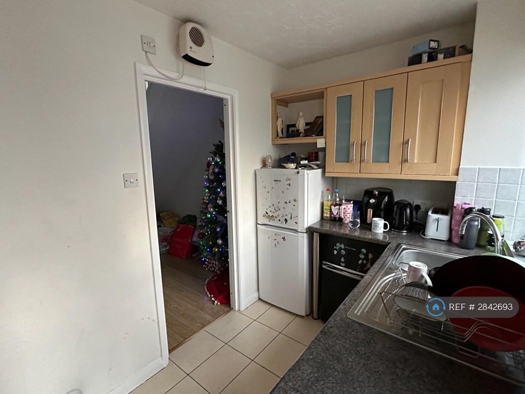 Kitchen Pic 3