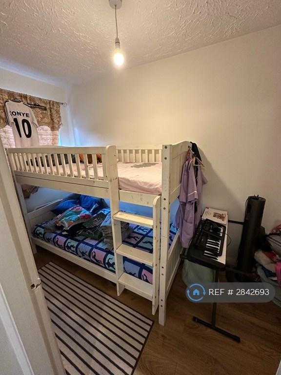 Second Bedroom Pic 2