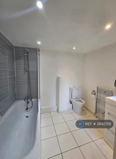 1 bedroom flat to rent, Finsbury Park Road, London, N4