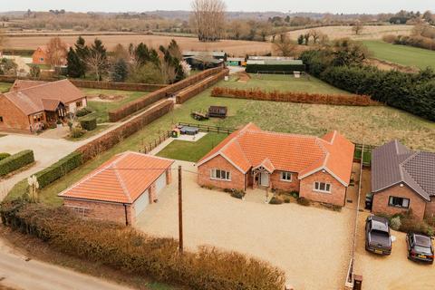 3 bedroom detached bungalow for sale, Stunning Single Storey Home in Scarning
