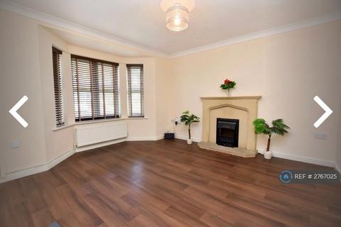 3 bedroom detached house to rent, Seacole Close, Blackburn, BB1