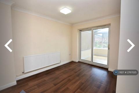 3 bedroom detached house to rent, Seacole Close, Blackburn, BB1