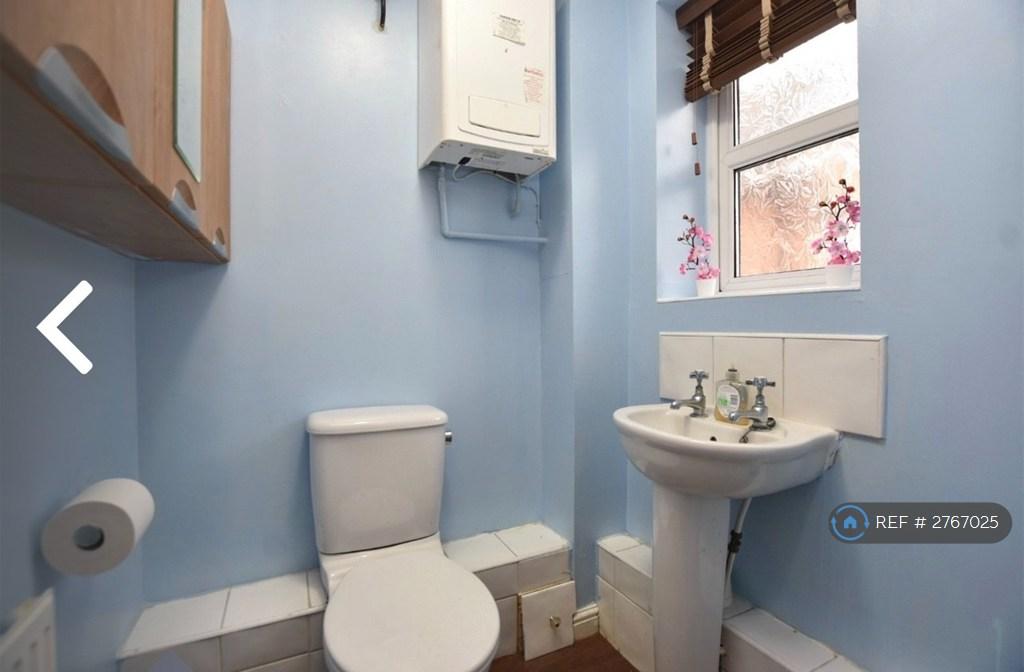 Ground Floor Wc