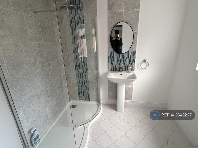 Shower Room 1