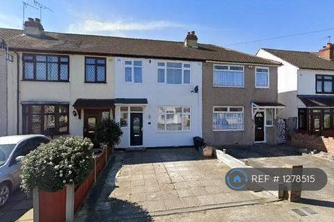 3 bedroom terraced house to rent, Beechwood Gardens, Rainham, RM13
