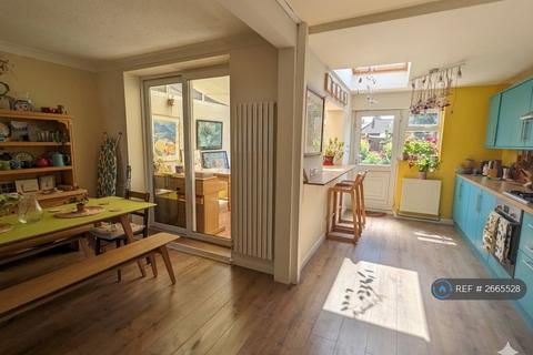 undefined, Armley Grange Walk, Leeds, LS12
