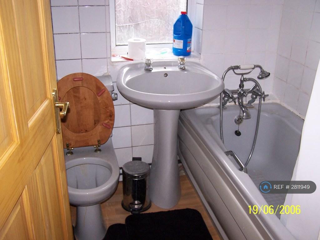 Modern Bathroom