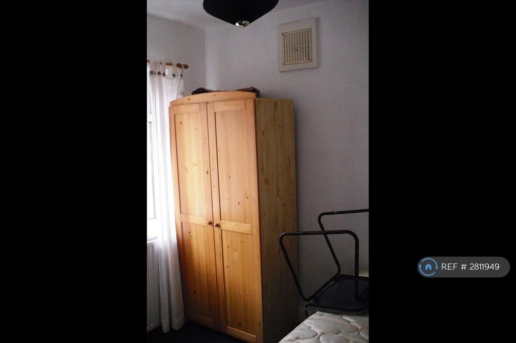 Rear Bedroom