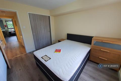 2 bedroom flat to rent, Milnpark Gardens, Glasgow, G41