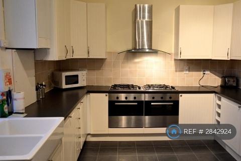 undefined, Clifton Terrace, Edinburgh, EH12