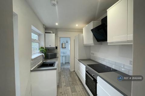 3 bedroom terraced house to rent, Eade Road, Norwich, NR3