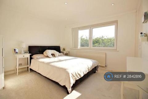 2 bedroom flat to rent, Ewell Road, Surbiton, KT6