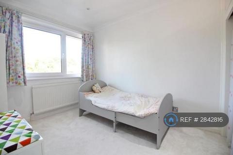 2 bedroom flat to rent, Ewell Road, Surbiton, KT6
