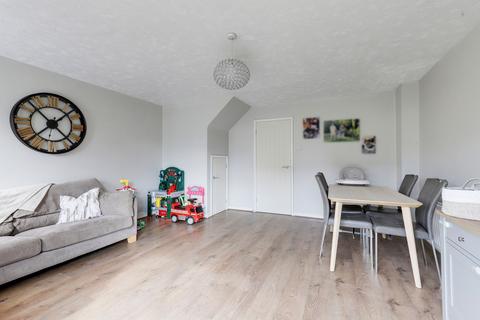 3 bedroom end of terrace house for sale, Langton Close, Nottingham NG4