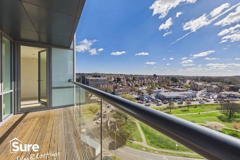 2 bedroom apartment to rent, K D Tower, Cotterells, Hemel Hempstead, Hertfordshire, HP1 1AS
