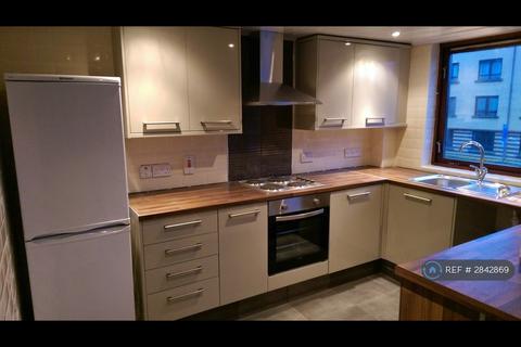 2 bedroom flat to rent, Milnpark Gardens, Glasgow, G41