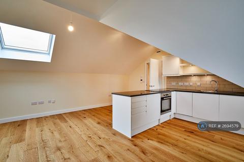 1 bedroom flat to rent, Rickard House, Cambridge, CB4