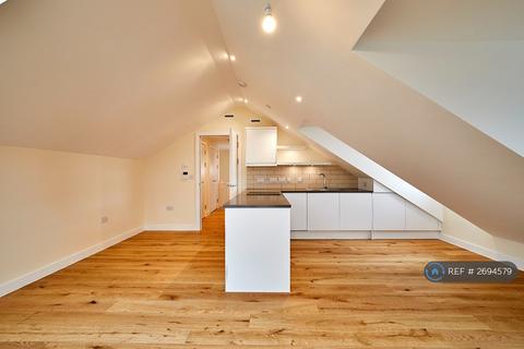1 bedroom flat to rent, Rickard House, Cambridge, CB4