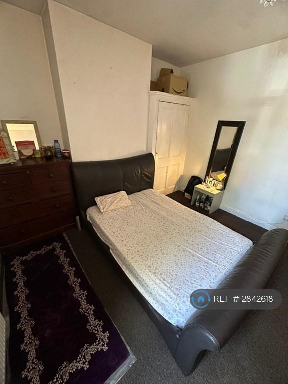 Double Bedroom Pic 1