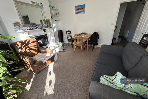 1 bedroom flat to rent, Bateman Street, Cambridge, CB2