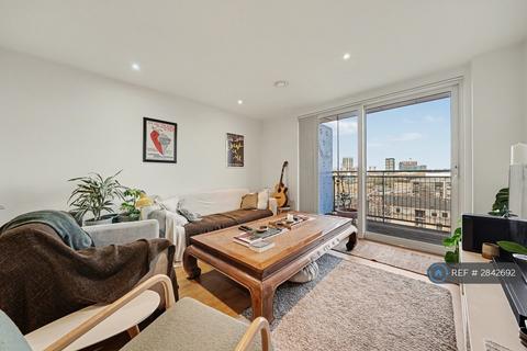 2 bedroom flat to rent, Tinderbox House, London, SE8