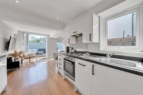 2 bedroom apartment for sale, Ariel Road, London, NW6