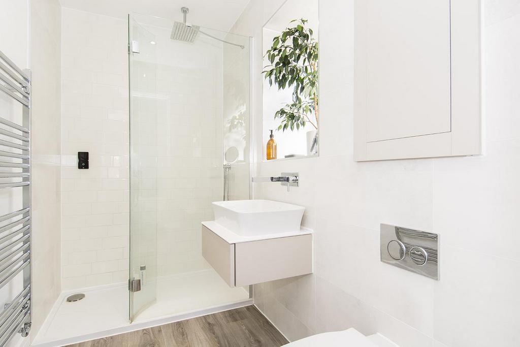 Master En-Suite