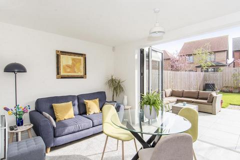 4 bedroom semi-detached house for sale, Cherry Avenue, Market Harborough