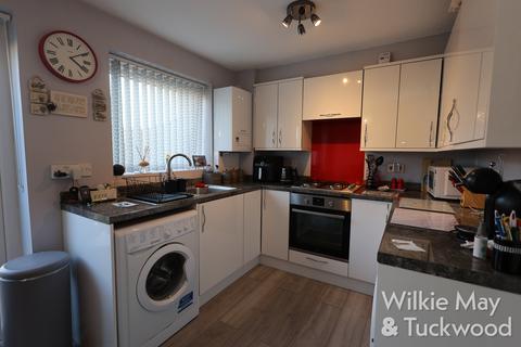 2 bedroom semi-detached house for sale, Larch Close, Bridgwater TA6