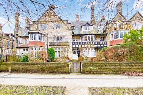 undefined, Park Avenue, Harrogate, HG2