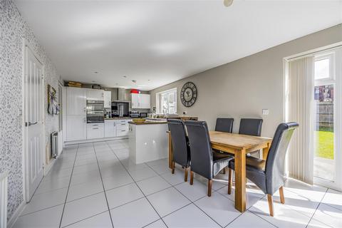 5 bedroom detached house for sale, Henwood Grove, Waterlooville PO8