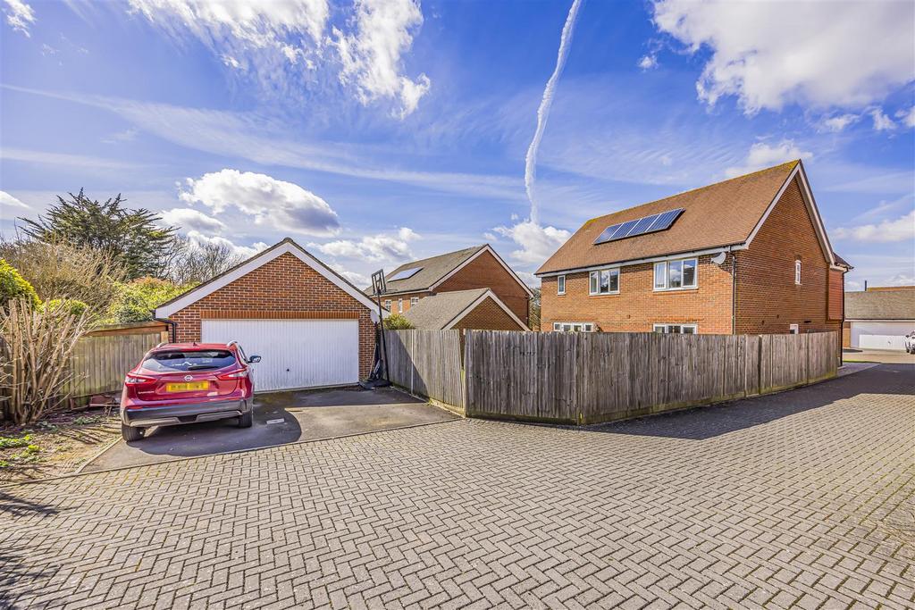 11 Henwood Grove, Clanfield-Portico Marketing-Sold B