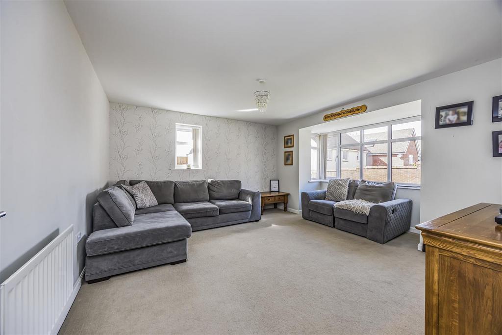 11 Henwood Grove, Clanfield-Portico Marketing-Sold B