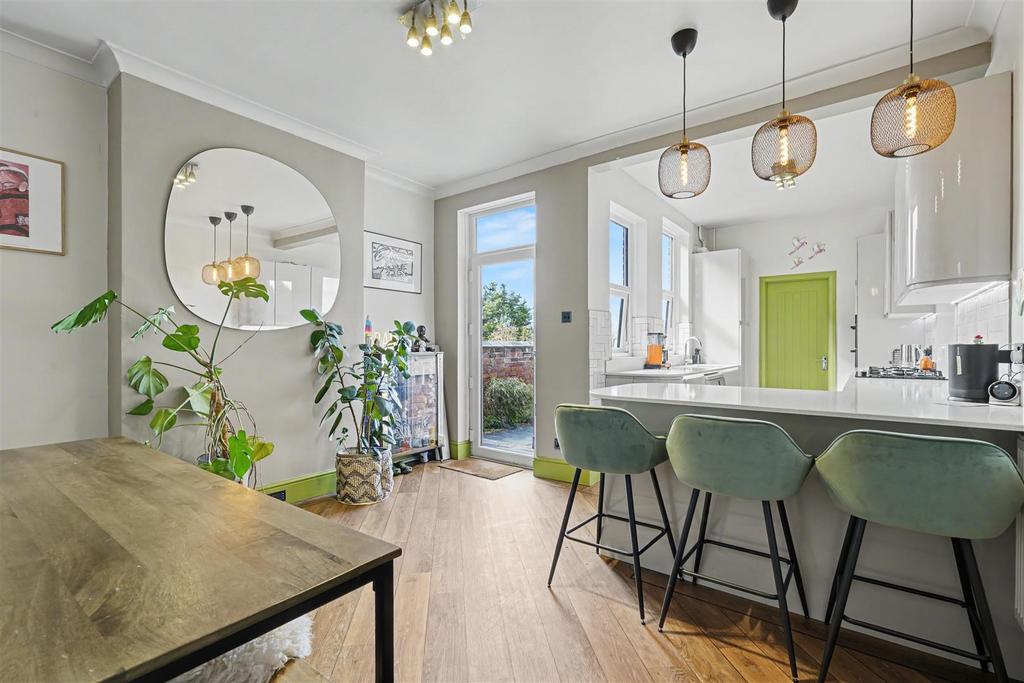 Dining Room 1 1.jpeg