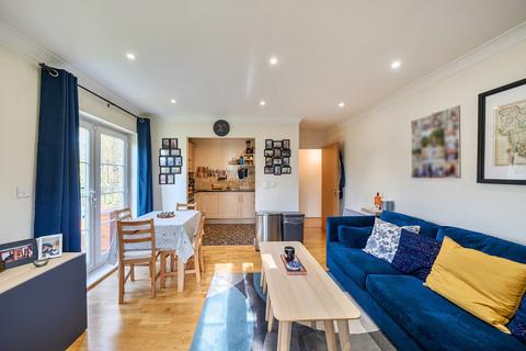 2 bedroom apartment for sale, Ridge House, Springwell Lane, Rickmansworth