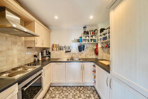 2 bedroom apartment for sale, Ridge House, Springwell Lane, Rickmansworth
