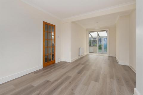 2 bedroom semi-detached house to rent, Manor Road, Tankerton, Whitstable